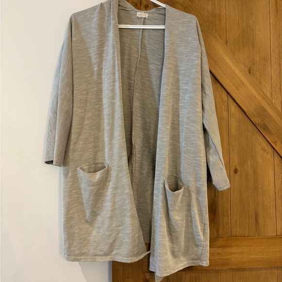 Cozy Cardigan - Picture 2 of 2